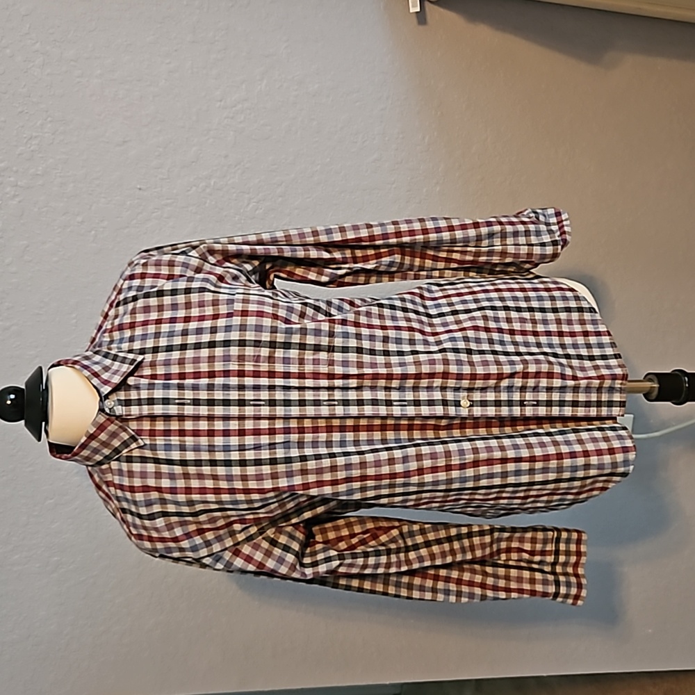 Van Heusen Classic Button Down Shirt